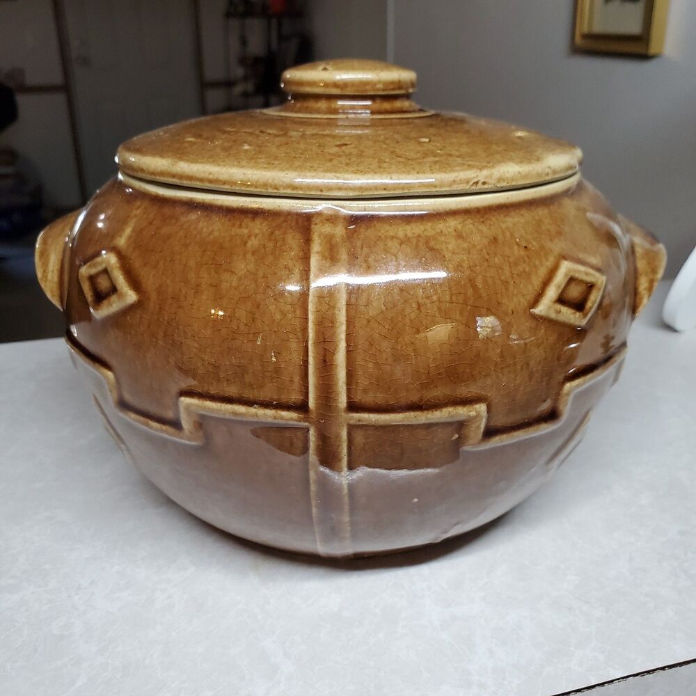 1930/40’s Monmouth Pottery Western Stoneware In Diamond Pattern Dutch Oven